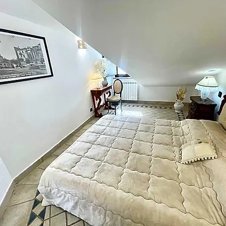 Pool And Jacuzzi - Charming In Umbria Montefiascone