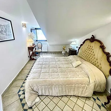 Pool And Jacuzzi - Charming In Umbria Montefiascone