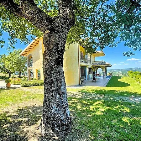 Pool And Jacuzzi - Charming In Umbria Hotel 4*