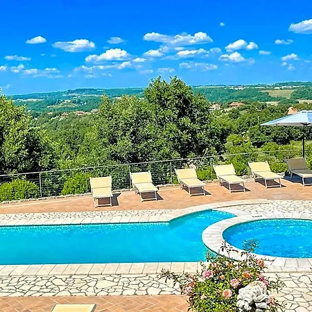 Hotel Pool And Jacuzzi - Charming In Umbria 4*
